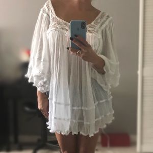 White oversized pleated tunic
